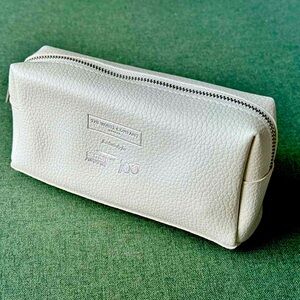 British Airways  “The White Co. London” amenity kit spa (sealed)